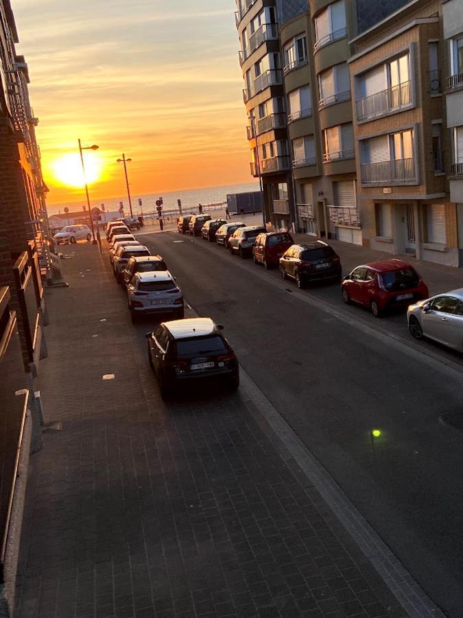 Appart Sympa 6P Avec Garage Et Terrasse Ensoleillee Et Spacieuse A 25M De La Mer Westende Middelkerke Buitenkant foto